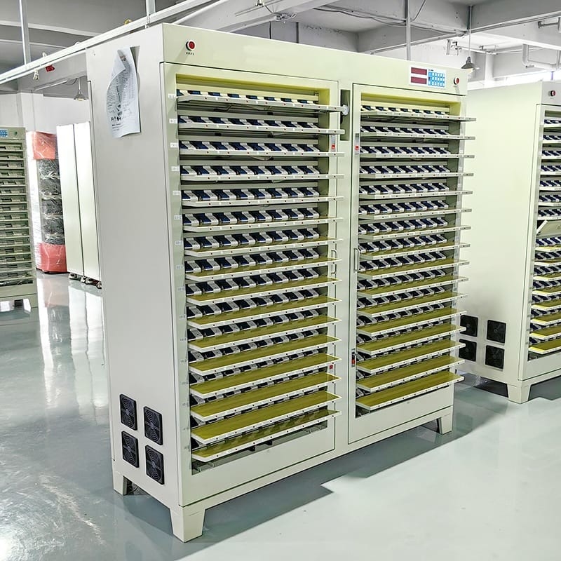 Δοκιμή φόρτισης και εκφόρτισης μπαταρίας 5V 10A 20a 256 Ch 33140 Μηχανή βαθμολόγησης χωρητικότητας κυψελών μπαταρίας λιθίου